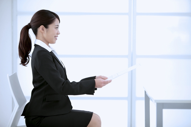 転職のために踏み出す30代女性