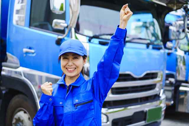 女性の大型トラックドライバーは増えている 転職のコツや給与を解説 40代 50代 中高年 ミドルシニア の転職求人from40